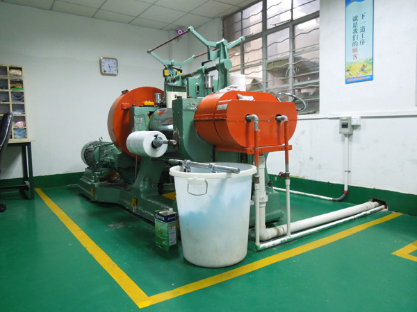 矽膠廠家的聯係方式是什麽