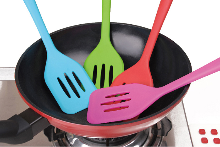 矽膠餐具(jù) 矽膠餐具