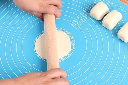 矽膠擀（gǎn）麵墊