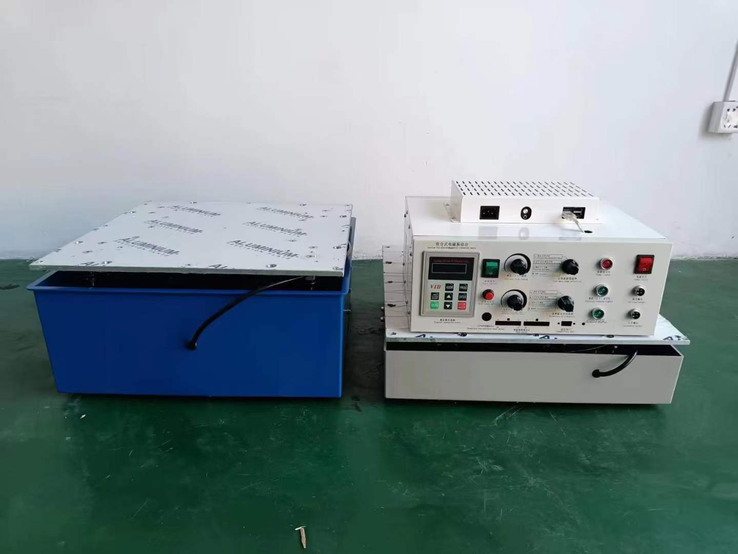 電（diàn）磁振動台、振動台、電動振（zhèn）動台廠家