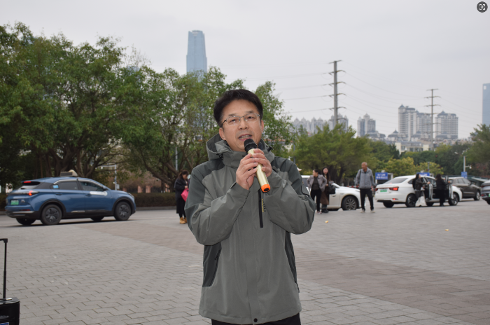 賴院長宣布健步走開始.png