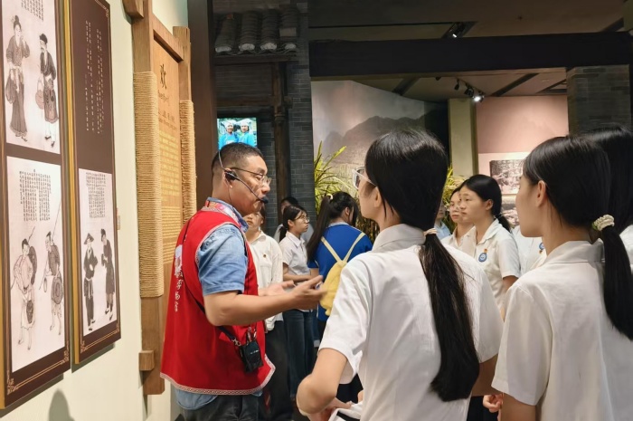 了（le）解山歌民俗.JPG.jpg