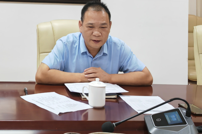 樊海林副院長主持會議.png