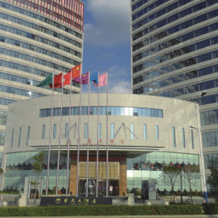 紫光（guāng）酒店