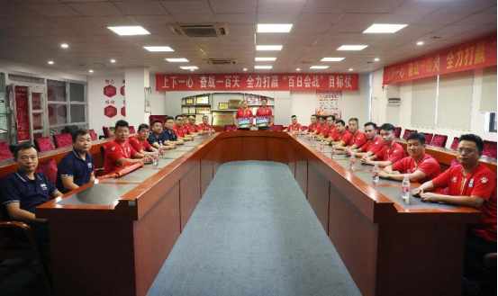 澳克（kè）士智能照明攜手光之聯足球俱樂部：跨界合作，共（gòng）創輝煌未來（lái）